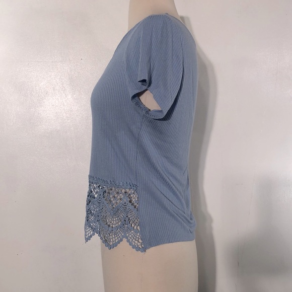 charlotte Russe top size Med - Picture 2 of 5